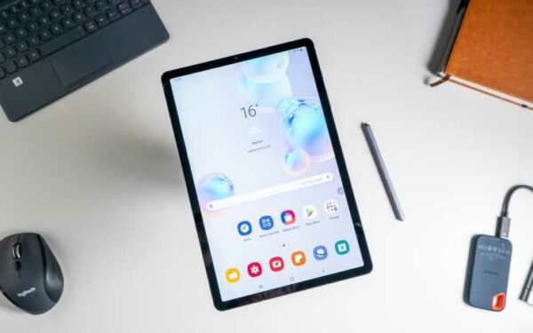 tab dengan stylus